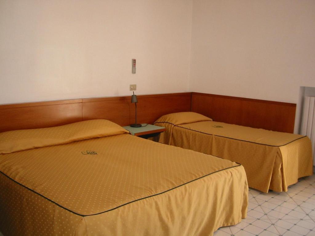 Hotel Bristol วิเอตริ ห้อง รูปภาพ